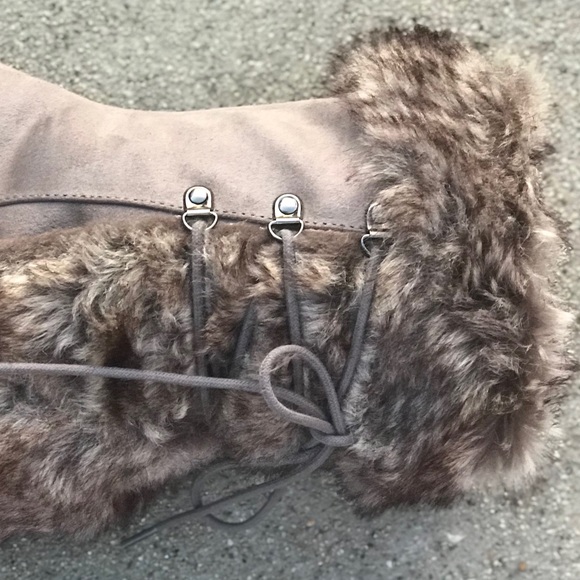 1 Left! Soda Furry Smoke Taupe Calf Lace-up  Boots - Picture 6 of 7